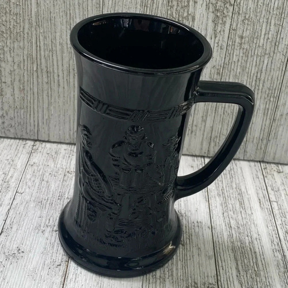 Vintage Indiana  Glass Tiara  Black Amethyst Glass   Beer Stein Tavern Scene Mug - Picture 5 of 6